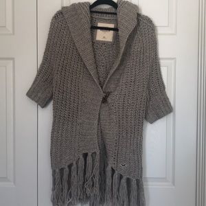 Hollister Beach tassels sweater short sleeve